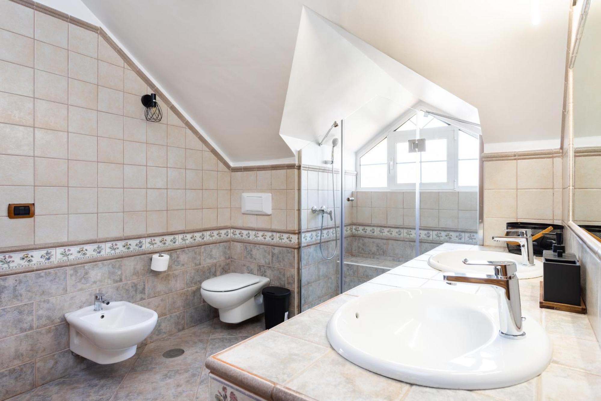 Casa Lali Habitacion Bano Compartido サン・クリストバル・デ・ラ・ラグーナ エクステリア 写真